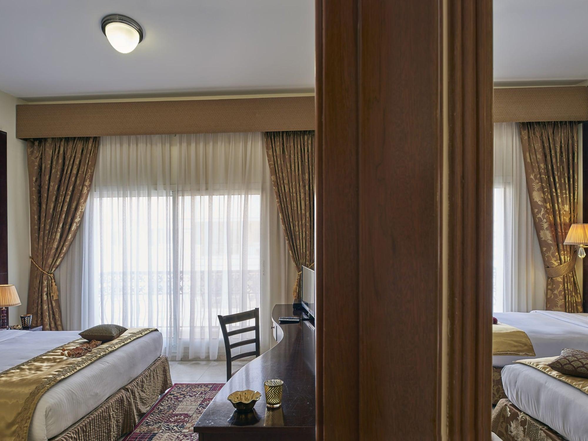 Arabian Dreams Hotel Apartments Dubai Bagian luar foto