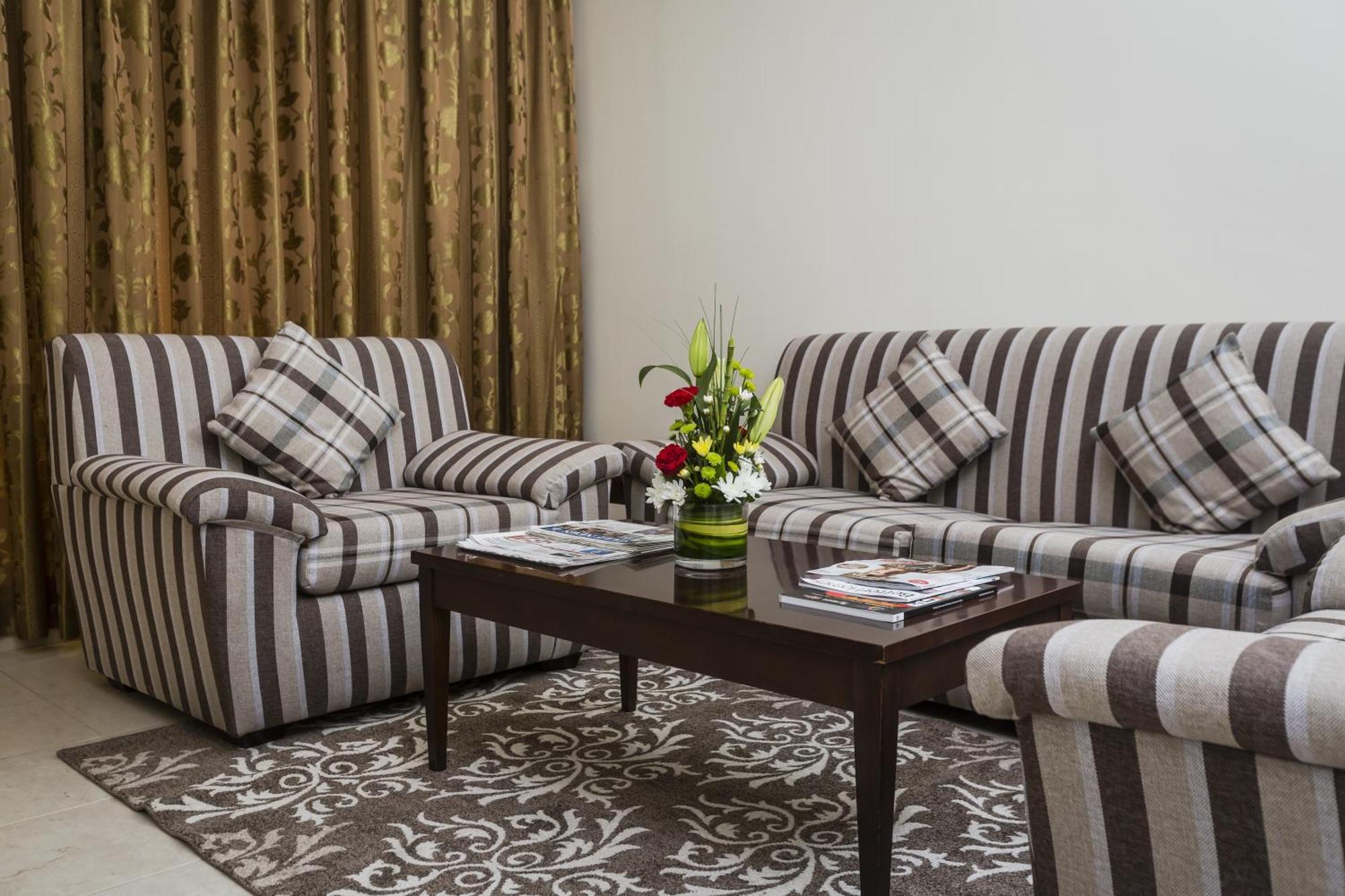 Arabian Dreams Hotel Apartments Dubai Ruang foto